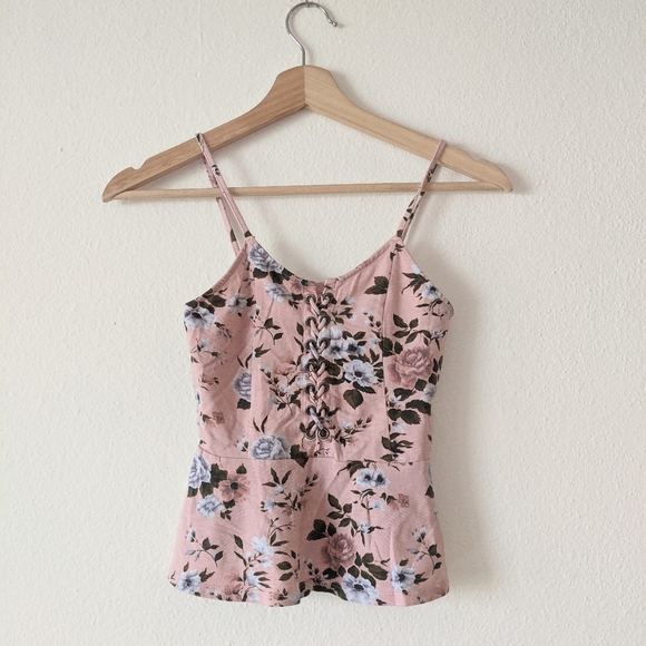 American Eagle Outfitters Tops - American Eagle Pink Floral Peplum Lace Tank Top